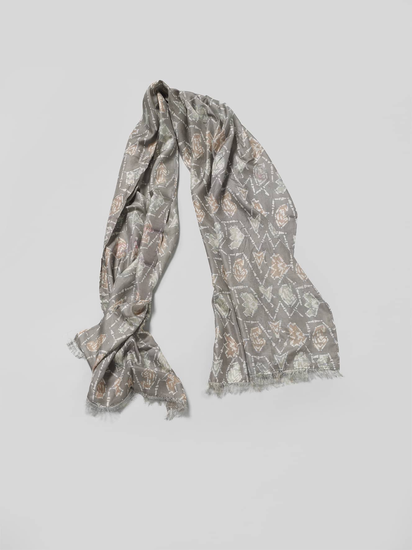 Sari Shawl Fringes - Black/Grey tones