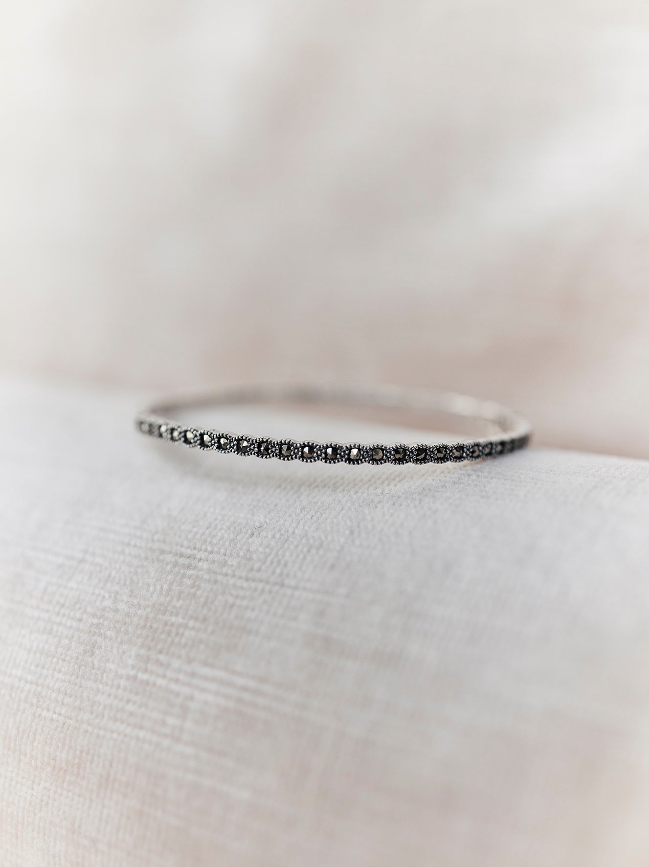 Round Bangle