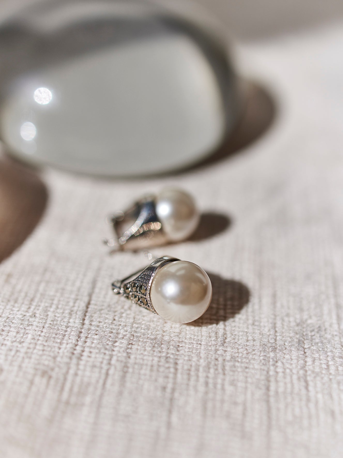 Round Shell Pearl Drop Earring - Large
