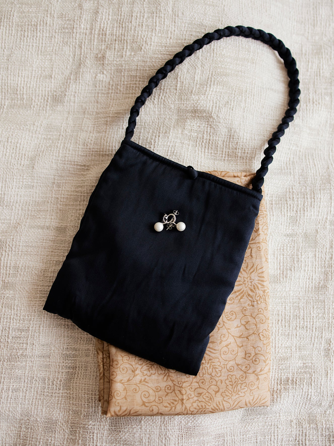 Square Silk Pouch - Black