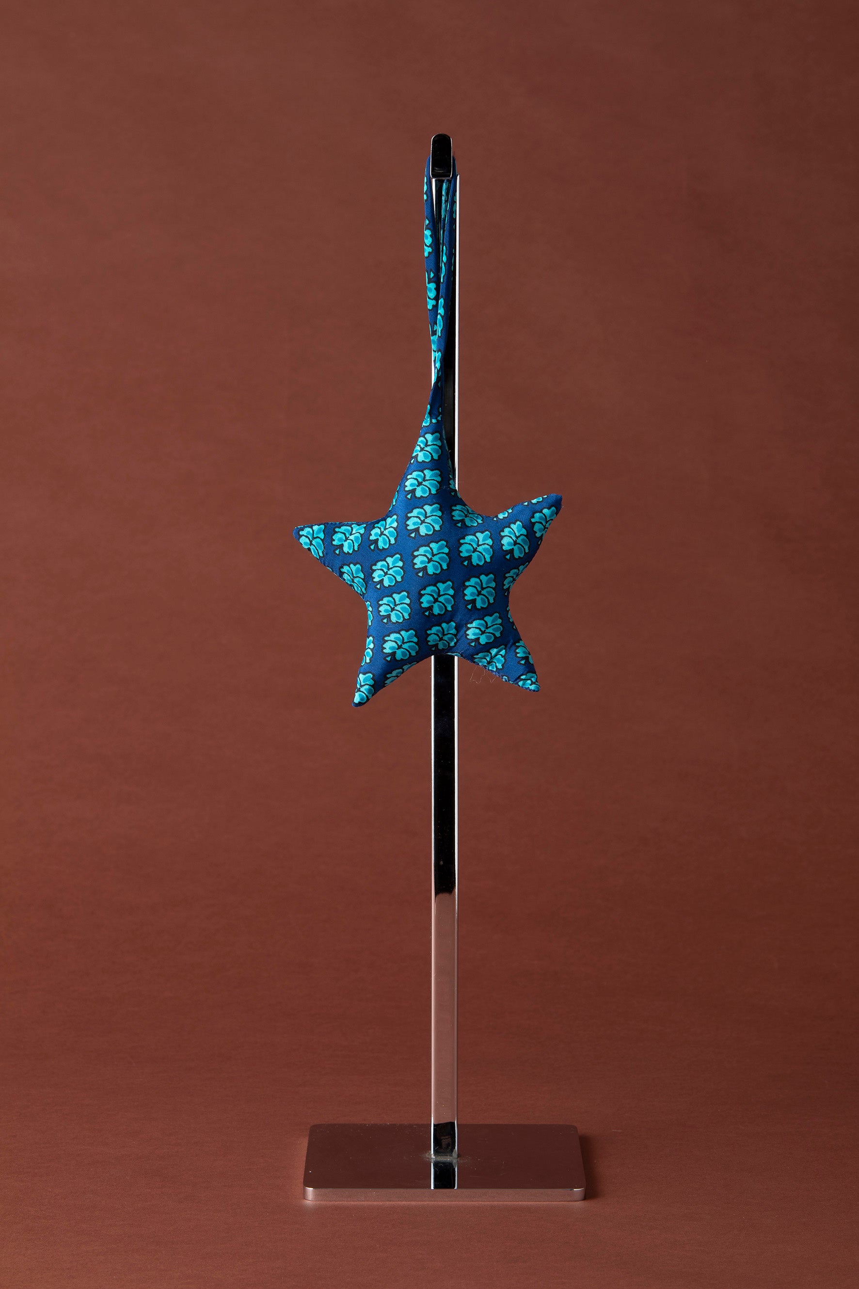 Star - Blue Leaf